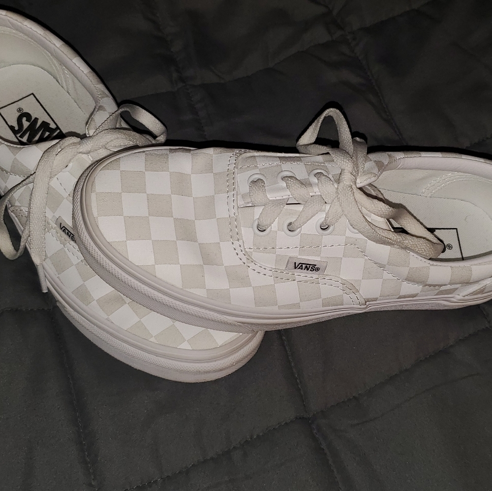 Shoes - Picture 3 of 3